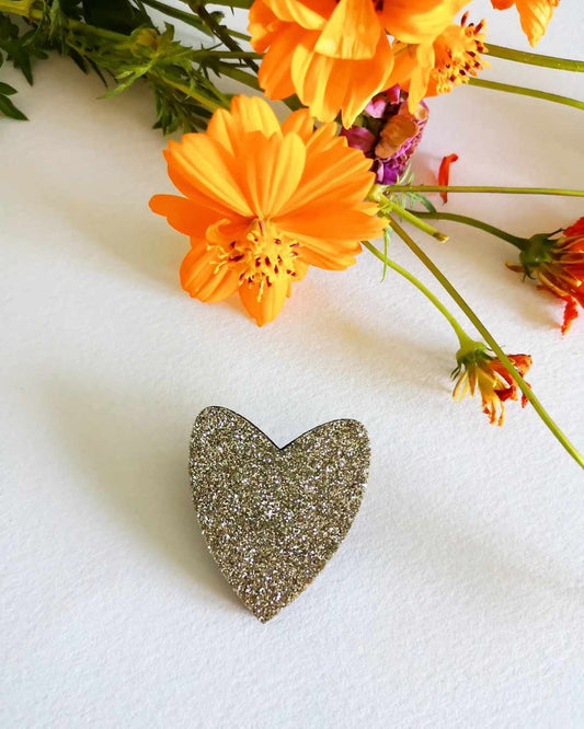 Broche "Cœur doré"